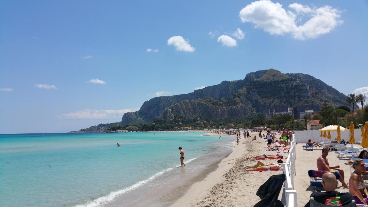 Villa Sinforosa - Mondello Eksteriør billede